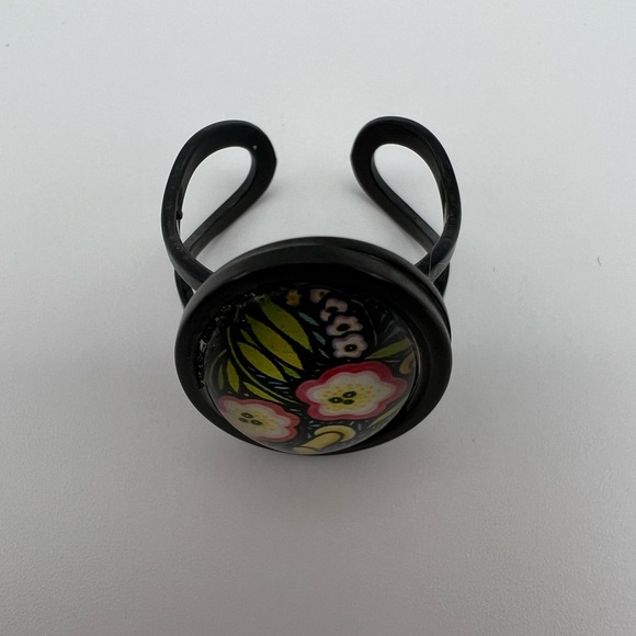 Retro Floral Oval Statement Rings - Trendy Bohemian Floral Design Rings - Picture 6 of 10